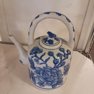 Nantucket Teapot 8”